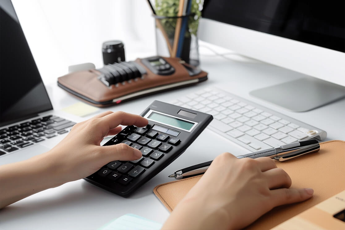 如何把握“违规到风景名胜区开会”行为的认定？